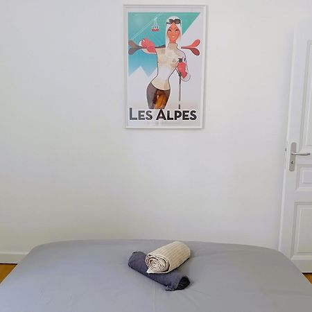 102 - Appart Renove Avec Grand Salon Et 1 Chambre - Tram Et Clinique Mutualiste A 1 Min Γκρενόμπλ Εξωτερικό φωτογραφία