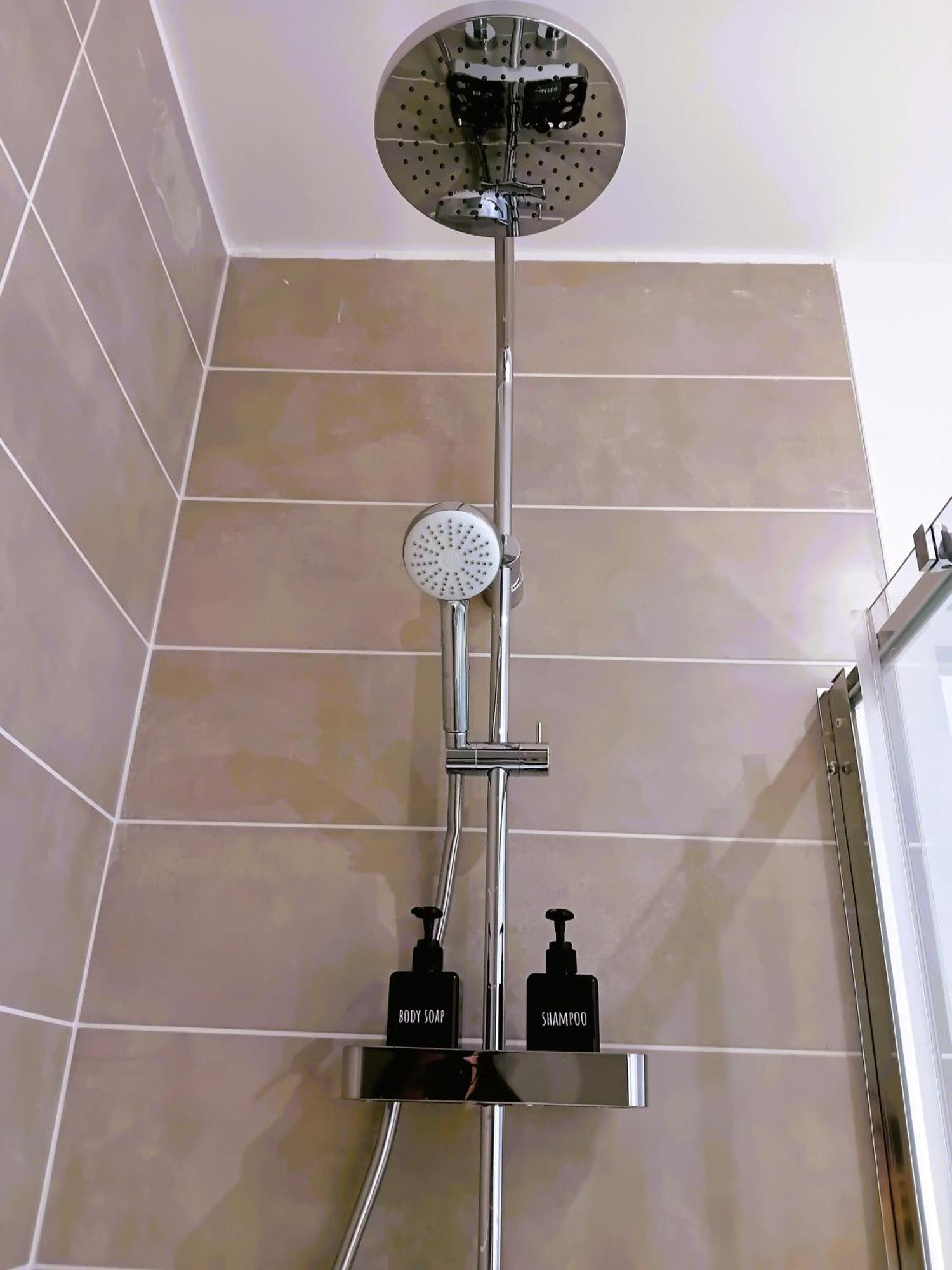 102 - Appart Renove Avec Grand Salon Et 1 Chambre - Tram Et Clinique Mutualiste A 1 Min Γκρενόμπλ Εξωτερικό φωτογραφία
