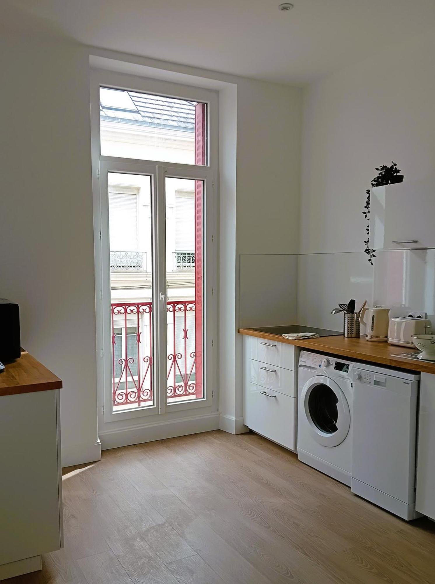 102 - Appart Renove Avec Grand Salon Et 1 Chambre - Tram Et Clinique Mutualiste A 1 Min Γκρενόμπλ Εξωτερικό φωτογραφία